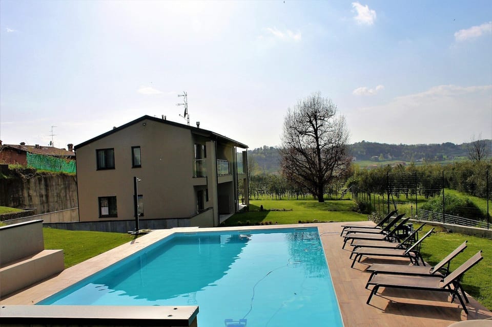 Holiday Home Swimming Pool