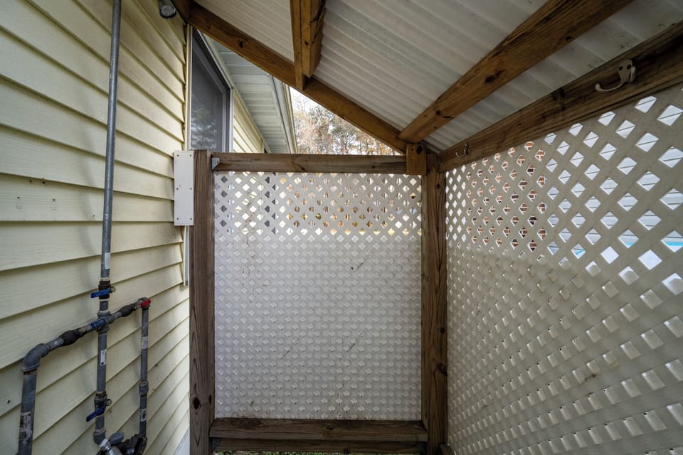 Outdoor Shower 