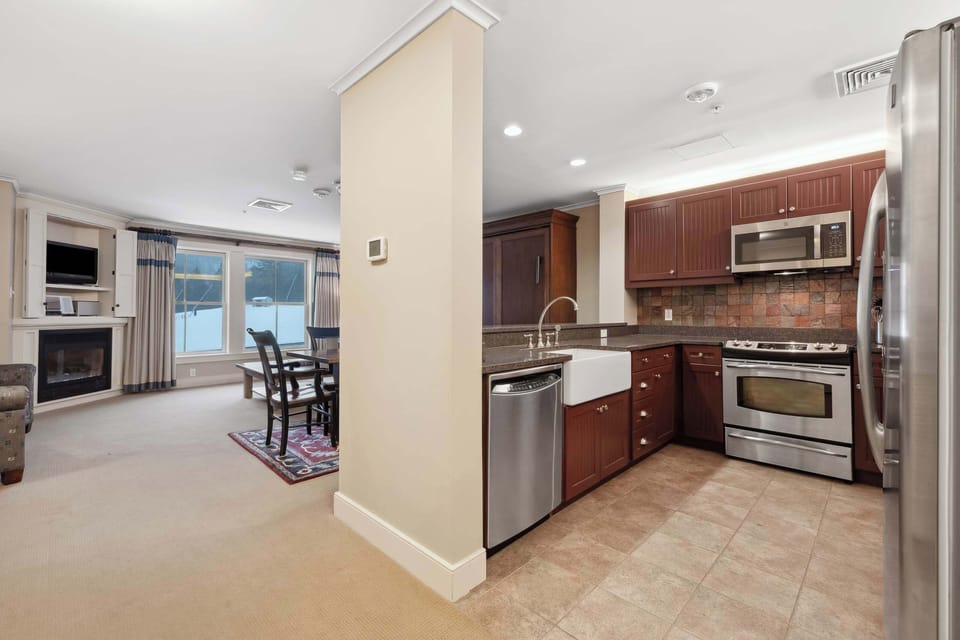 Kitchen Alternate 2