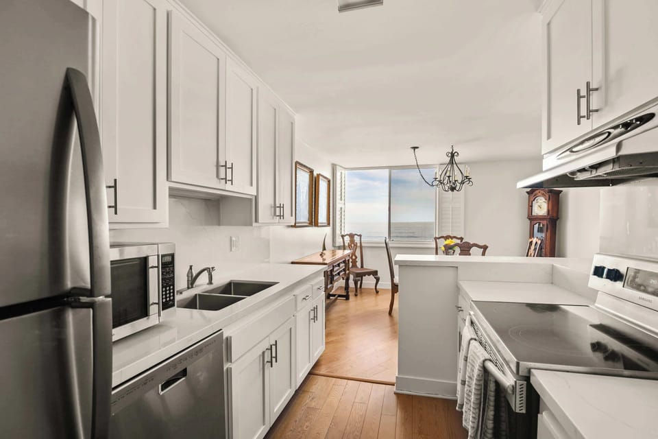 Well-equipped kitchen