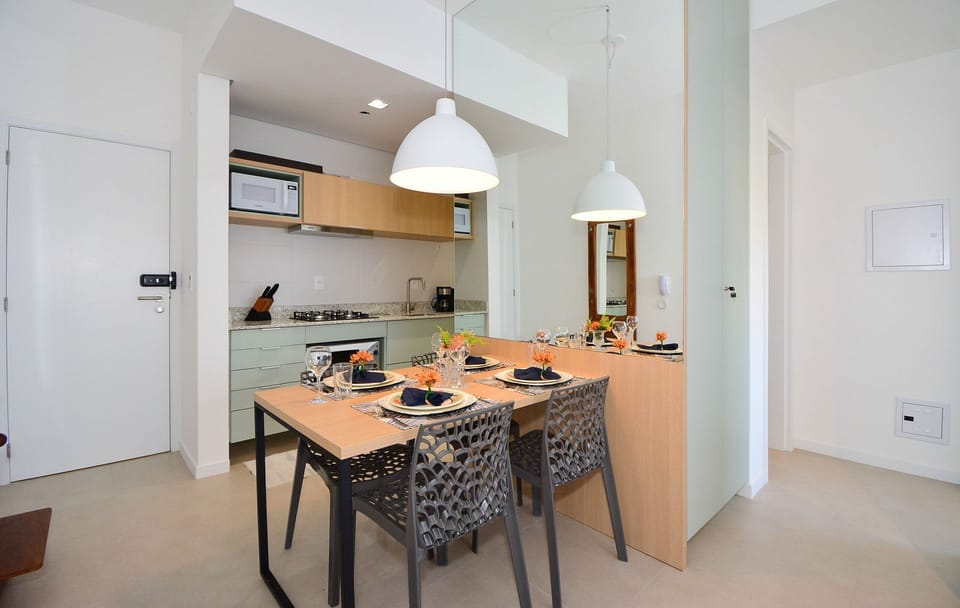 Kitchen or kitchenette,Dining area