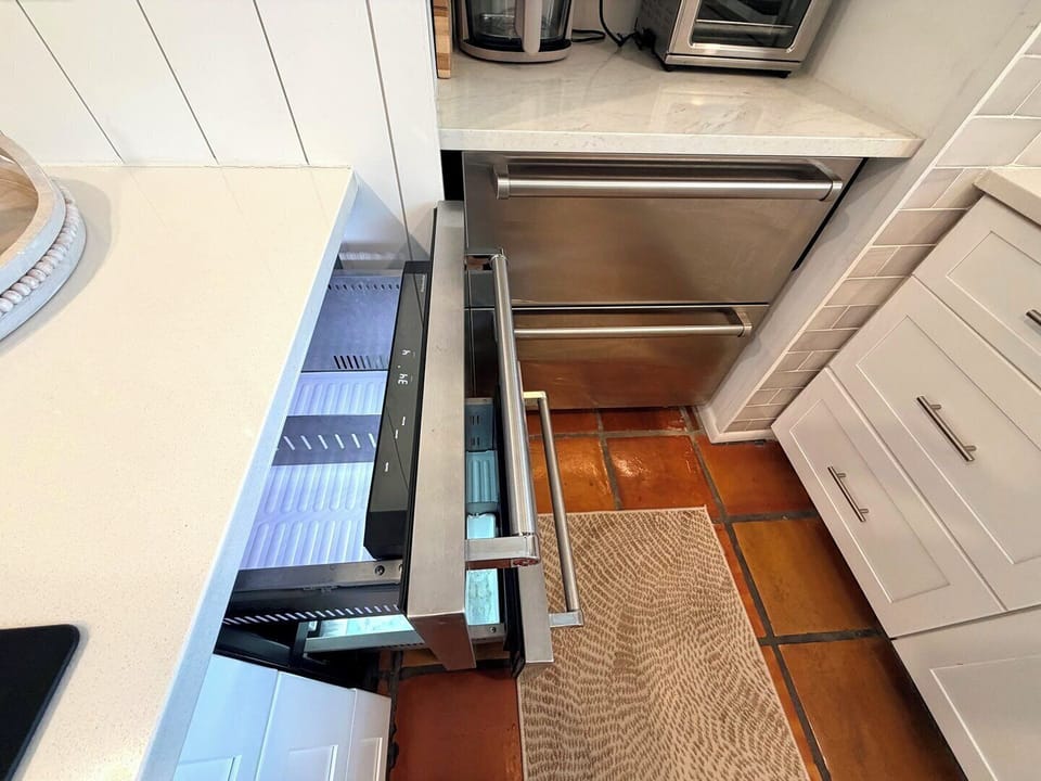 3 Drawers (Bosch Fridge)