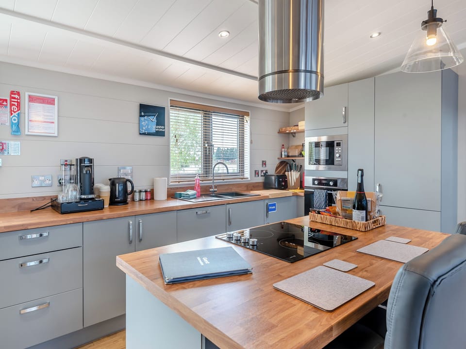 Kitchen area | Lakeside Lodge, Tallington Lakes