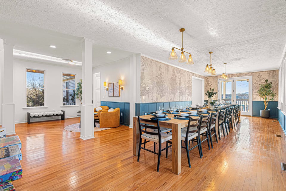 The dining table for 20 is unmatched in all of Asheville!