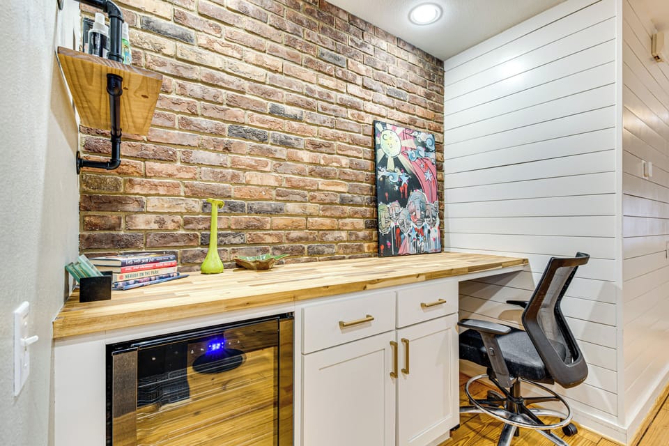 Workspace | Beverage Refrigerator | 2nd Floor