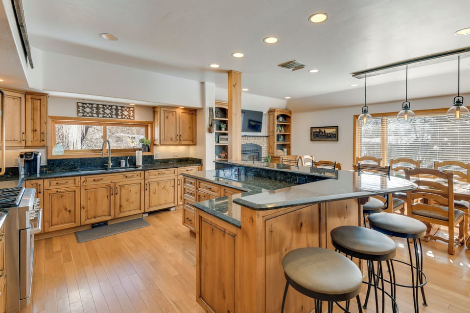 Kitchen | Main Level | Cooking Basics