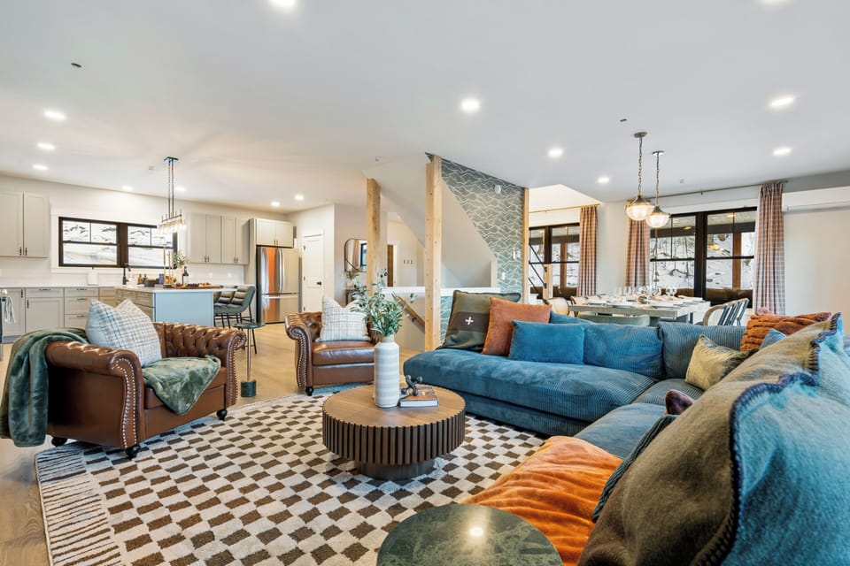Natural light floods this beautiful living area bright and inviting space!