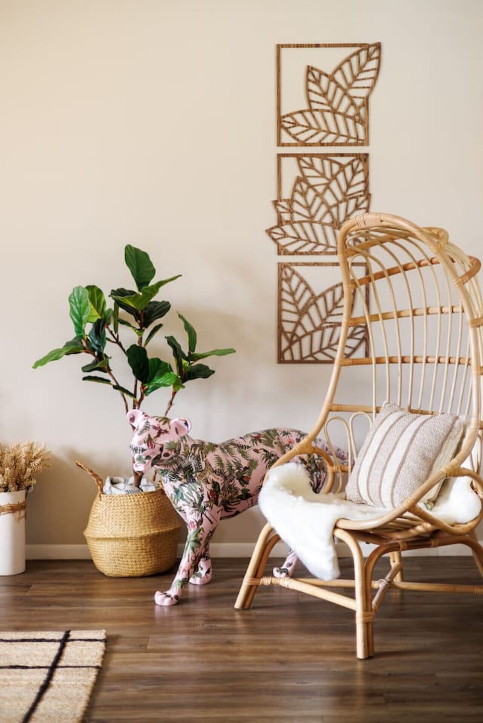 Cool accent touches perfect for Instagram-worthy moments.