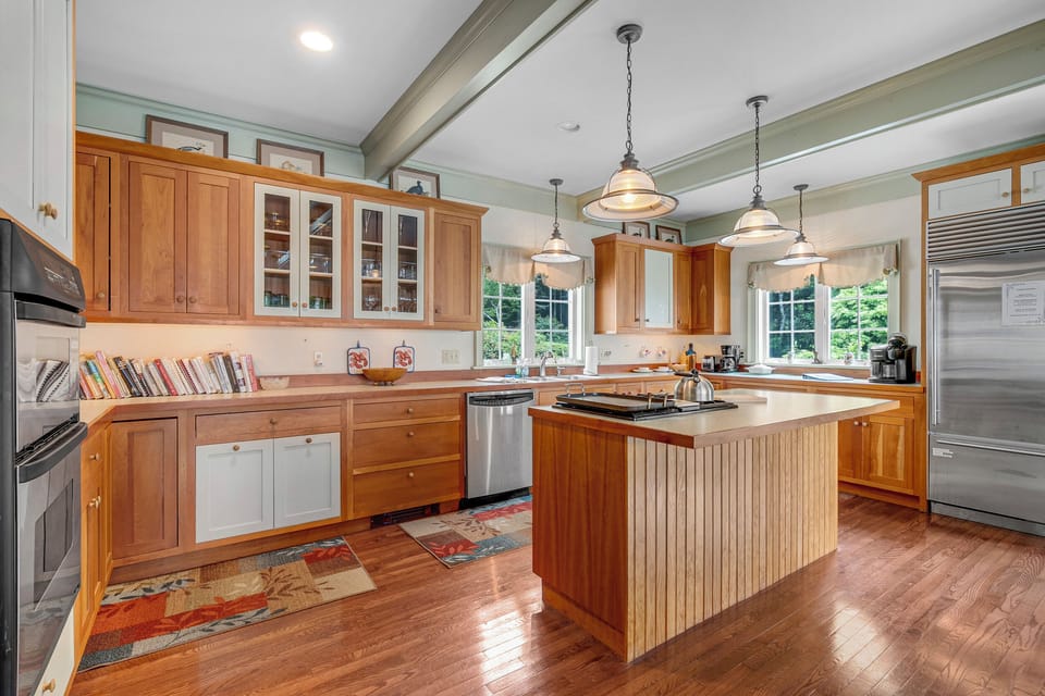 Fully stocked kitchen