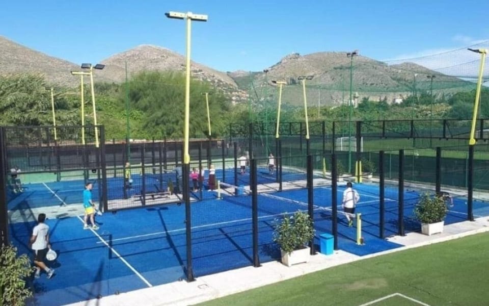 Sport court