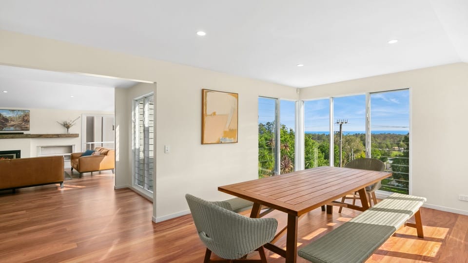 Formal Dining Area - Upstairs