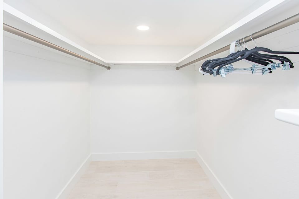 Master Bedroom 1.4