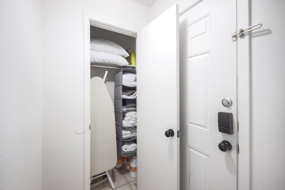 Extra bedding and monthly cleanings are avaiable.