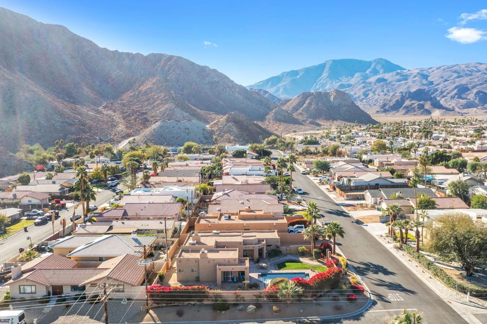 Beautiful La Quinta cove