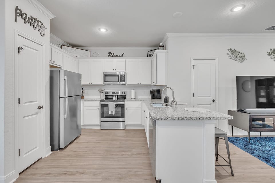 Indoors, Floor, Kitchen, Flooring, Microwave