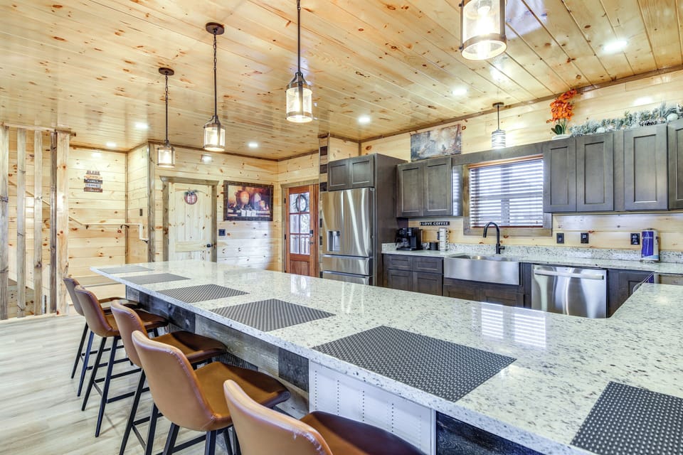 Kitchen | 1st Floor | Keurig Coffee Maker | Cooking Basics | Stove/Oven