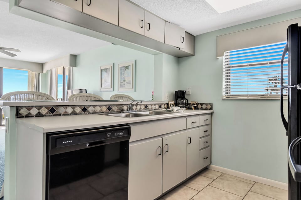 Kitchen (1)
