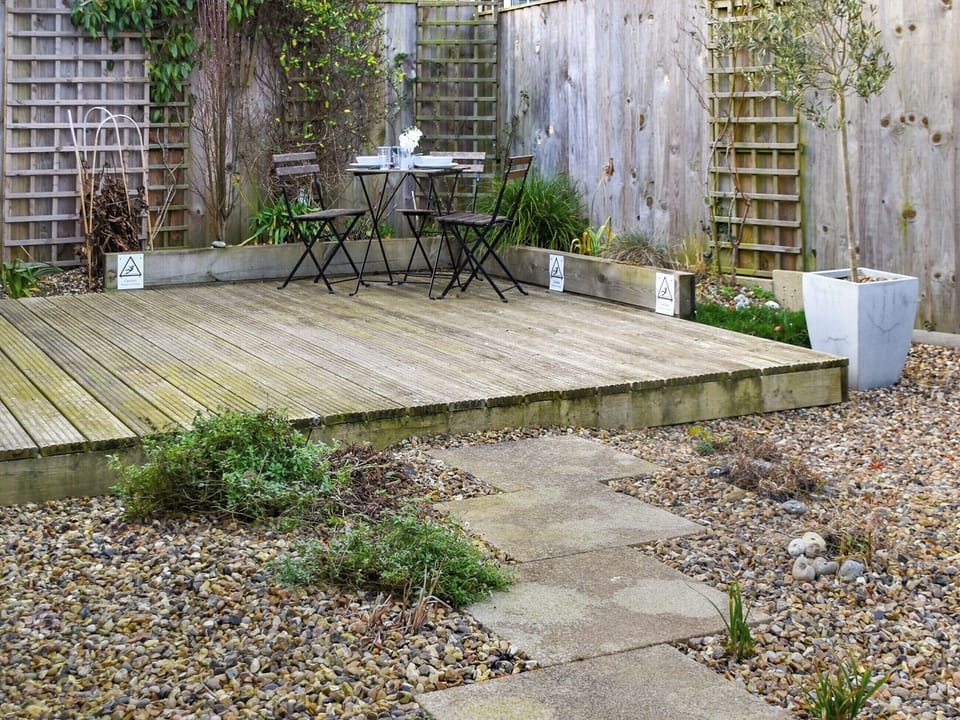 Sitting-out-area | Brigantine, Martham