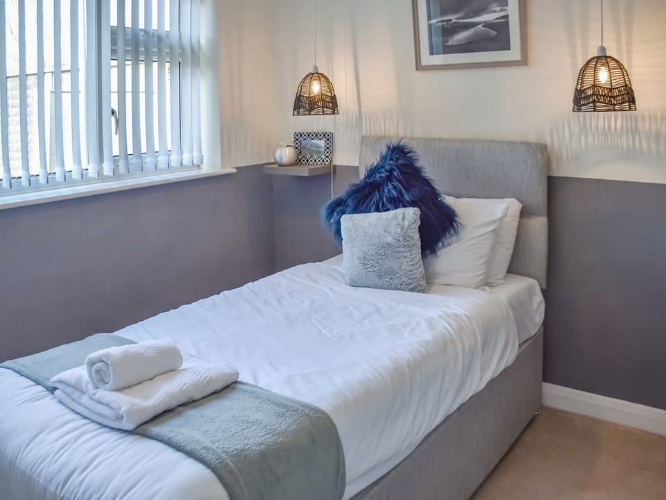 Single bedroom | Brigantine, Martham