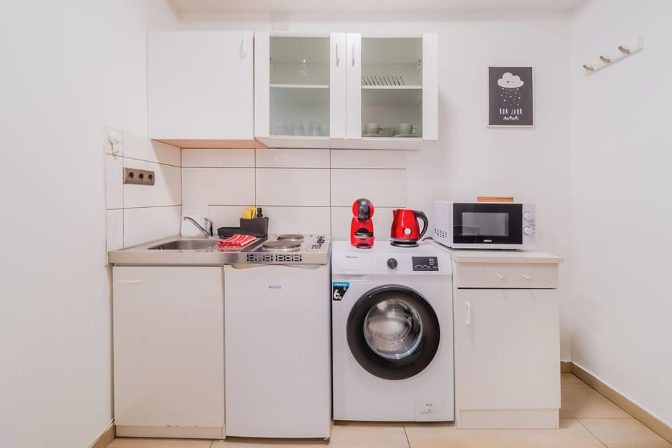 Kitchenette