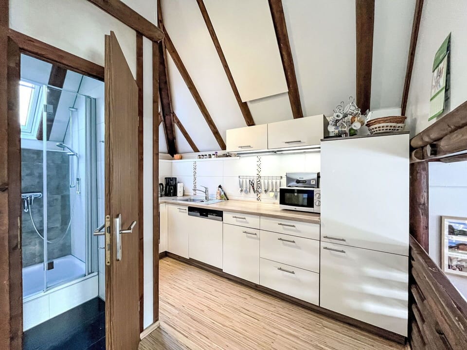 Wood, Flooring, Furniture, Floor, Interior Design, Ceiling, Wood Flooring, Kitchen, Apartment, Room