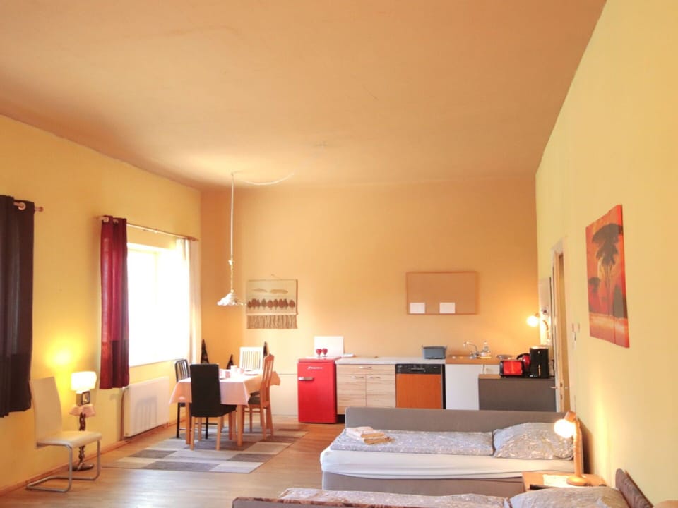 Furniture, Interior Design, Flooring, Wall, Floor, Wood, Ceiling, Room, Lighting, Apartment