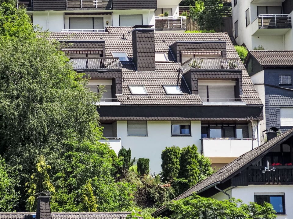 Roof, Residential Area, Architecture, Home, House, Apartment, Balcony, Suburb, Design, Siding