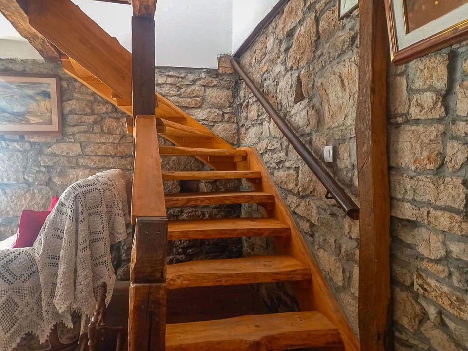 Furniture, Bed, Bedroom, Flooring, Wood, Bed Sheet, Interior Design, Floor, Bedding, Room