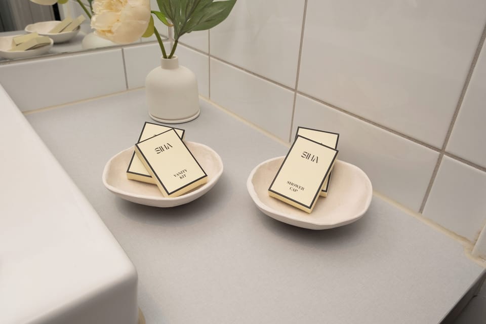 Bathroom amenities