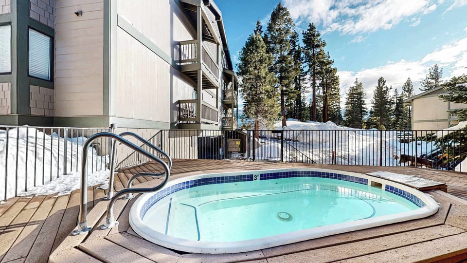 Take advantage of the complex amenities 