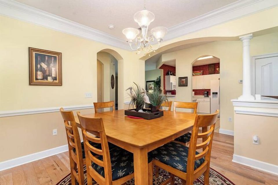 Dining Room Area
