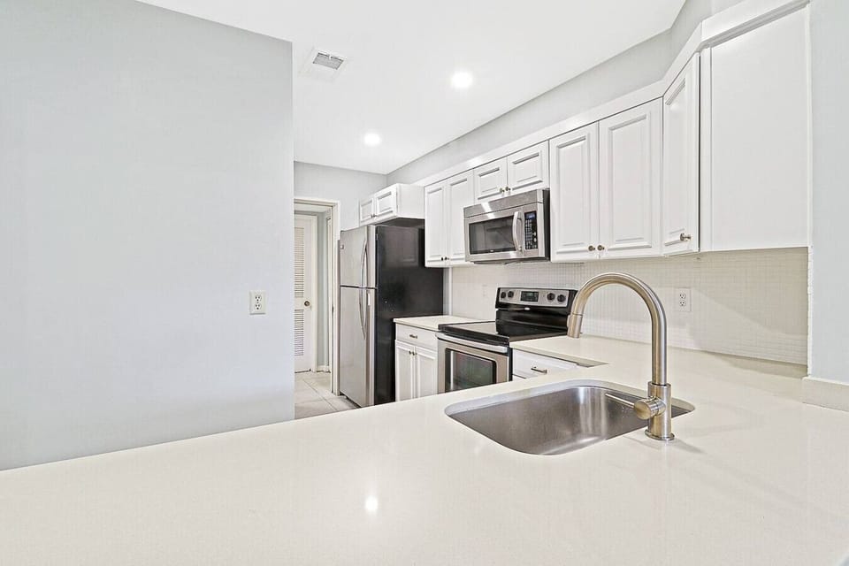 kitchen bar area