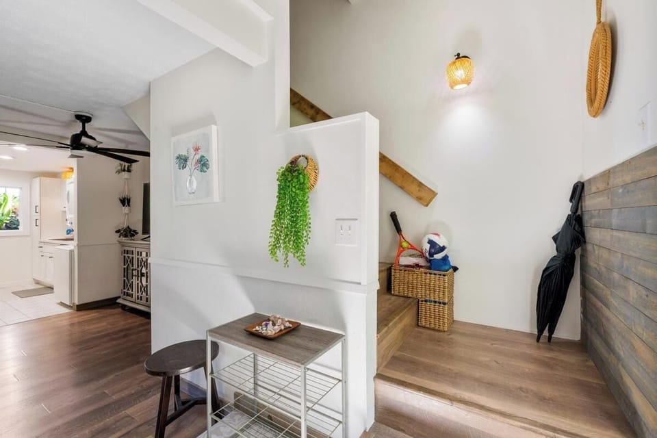 Stairs leading to bedroom