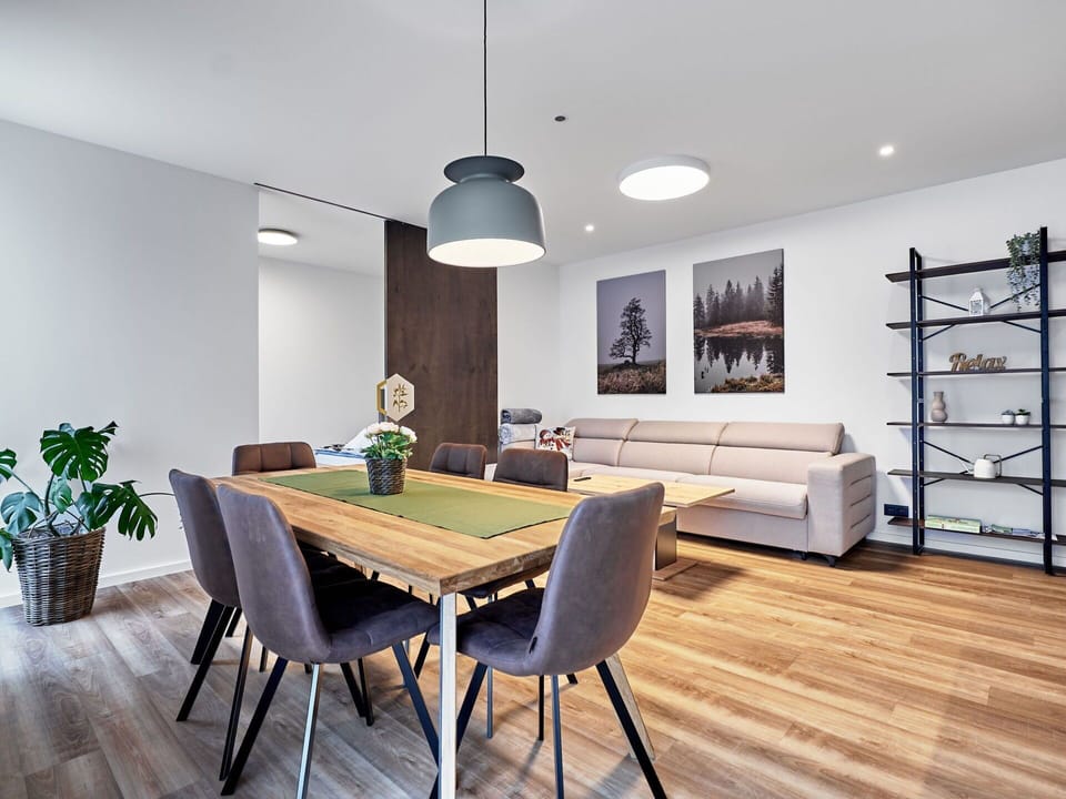 Furniture, Interior Design, Flooring, Floor, Wall, Table, Wood Flooring, Chair, Wood, Room
