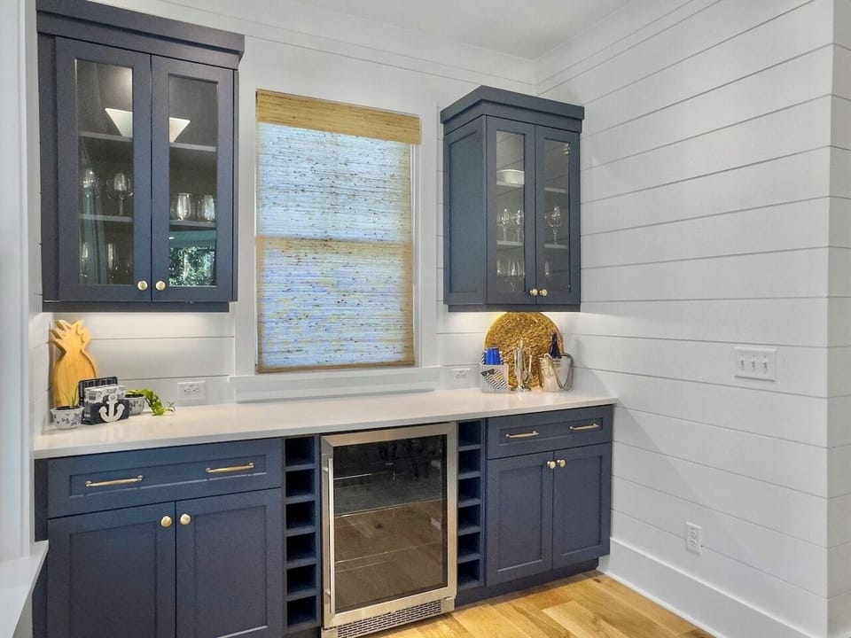 Bar Cameron by the Sea | 3203 Cameron Blvd | Isle of Palms, SC | IOP Escapes