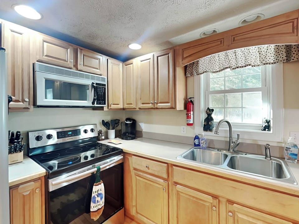 Full Kitchen