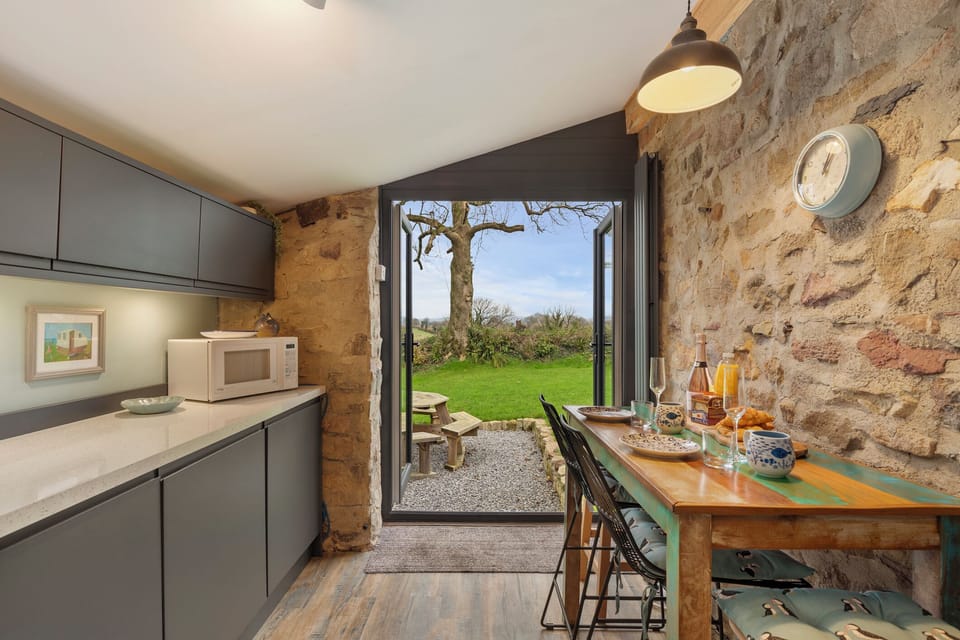 Rural Views, Rustic Charm