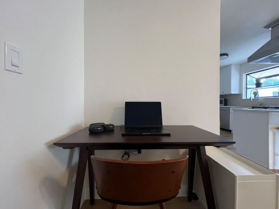 Workstation - Sometimes you need a place to work while traveling