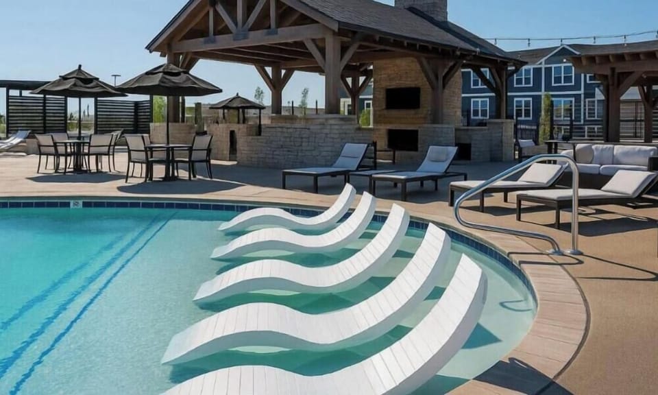 pool 1