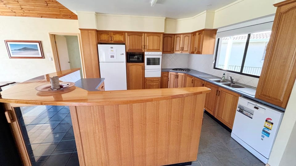 Kitchen. 