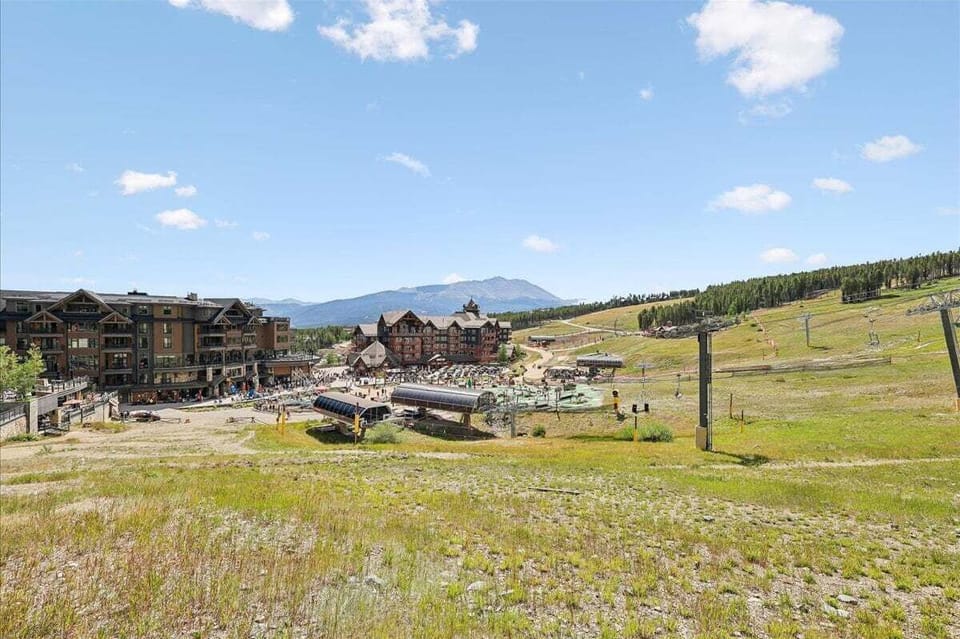 Exterior - Ski Watch 329 - Breckenridge Vacation Rental