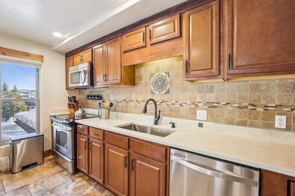 Kitchen - Ski Watch 329 - Breckenridge Vacation Rental