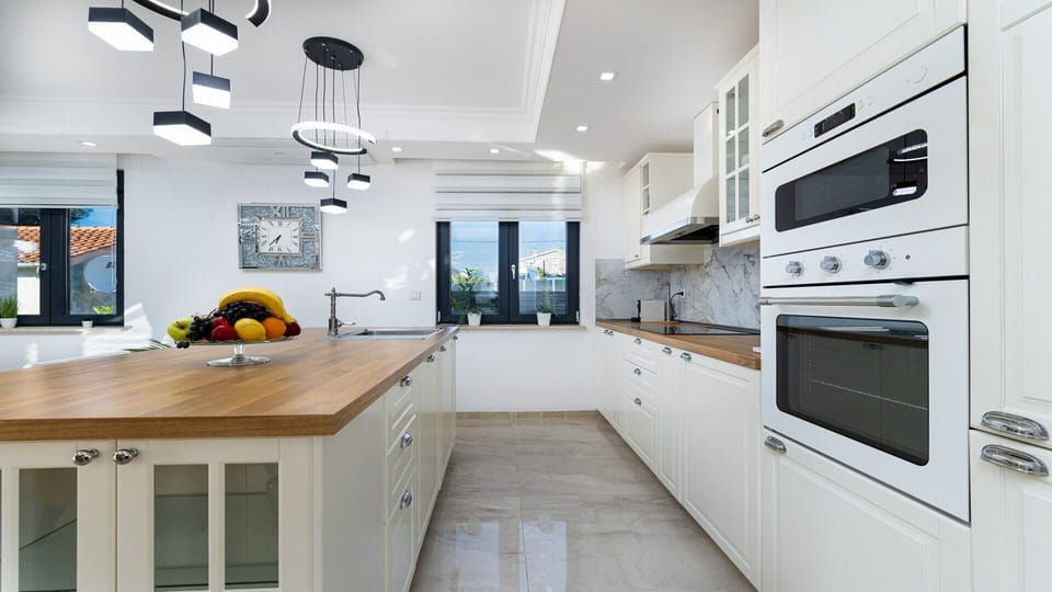 Spacious kitchen of Villa Laura