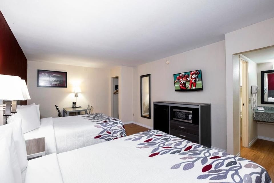 Bedroom. Interior and views may vary based on location and availability.