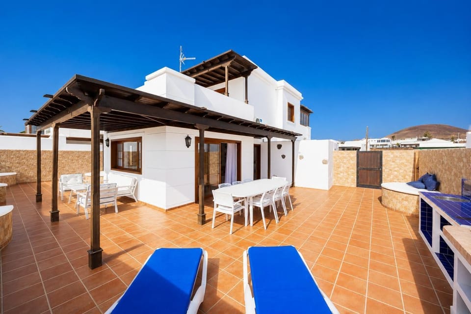 Beautiful villa with private pool and terrace
