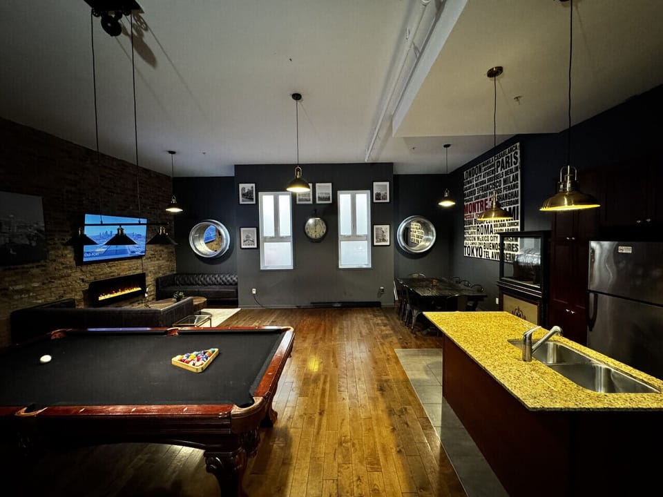 Game room