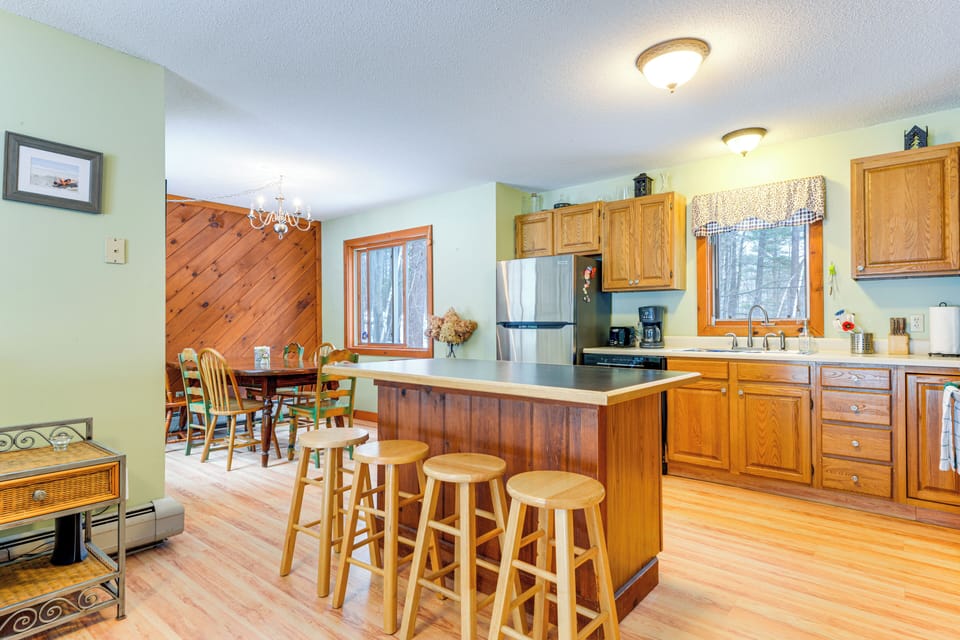 Kitchen | 1st Floor | Cooking Basics | Drip Coffee Maker | Breakfast Bar