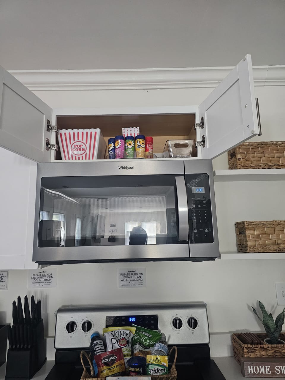 popcorn station