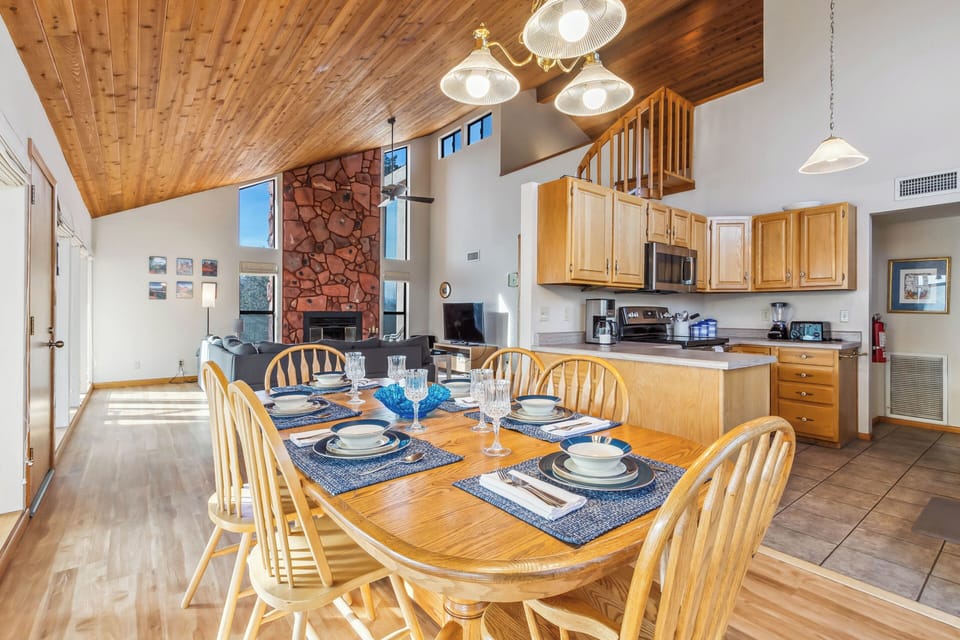 Located in the pristine Chapel area