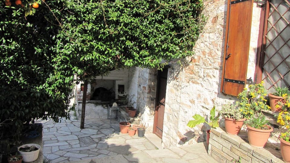 Exterior view # Studio